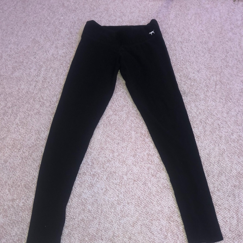 PINK yoga leggings